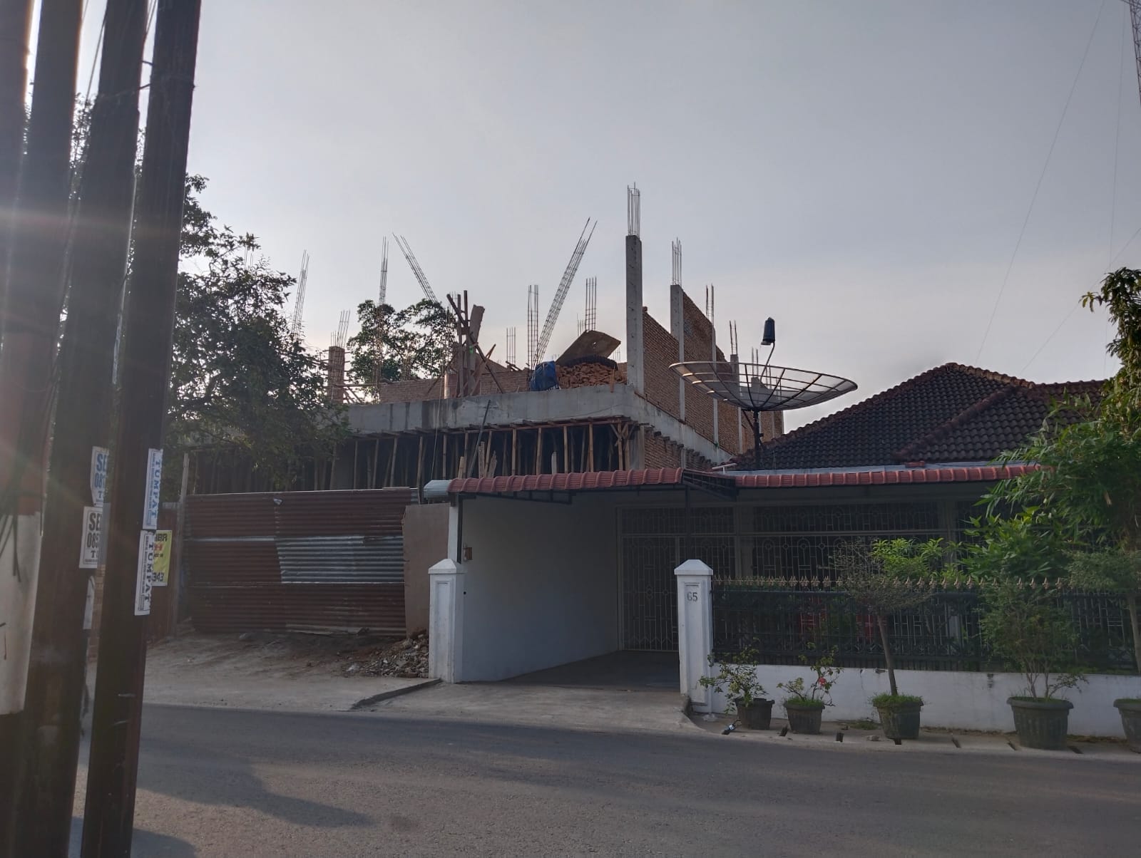 Bangunan Tanpa PBG di Jalan Danau Singkarak, Kasi Trantib Kecamatan Medan Barat: Seharusnya Bangunan Itu Ada PBG Baru Dibangun
